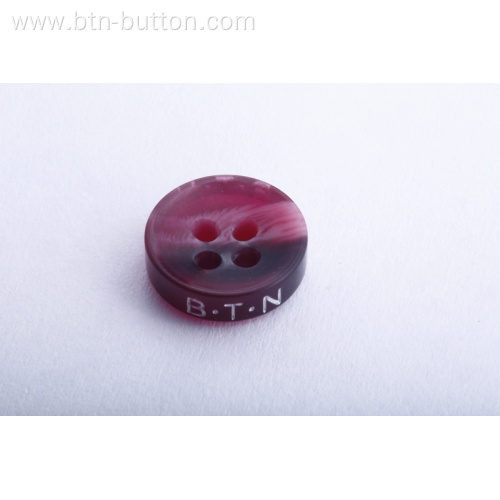 Precise imitation horn resin buttons